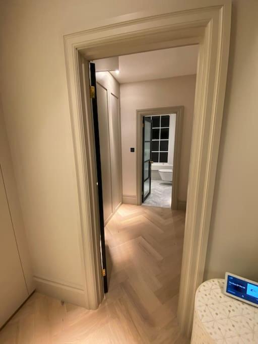Luxury Georgian Apartment - 5 Minute Walk To Spa Bath Eksteriør billede