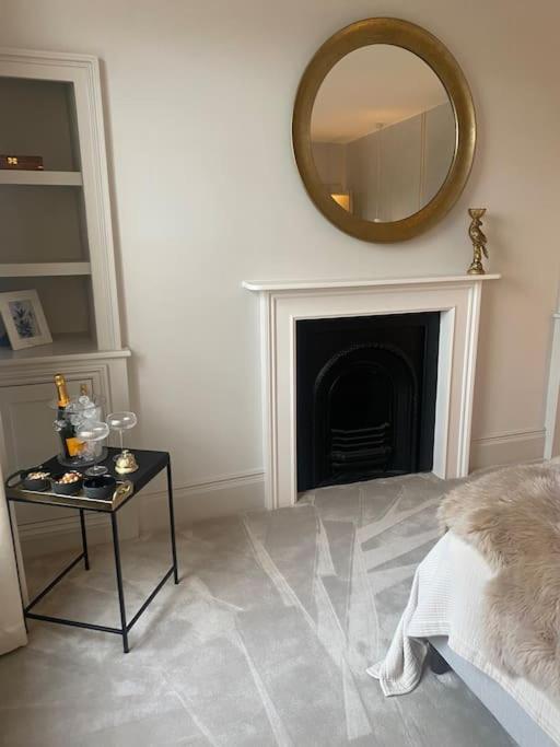 Luxury Georgian Apartment - 5 Minute Walk To Spa Bath Eksteriør billede